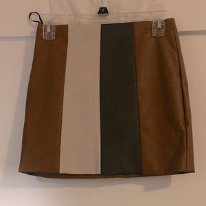 Color block mini skirt NWT